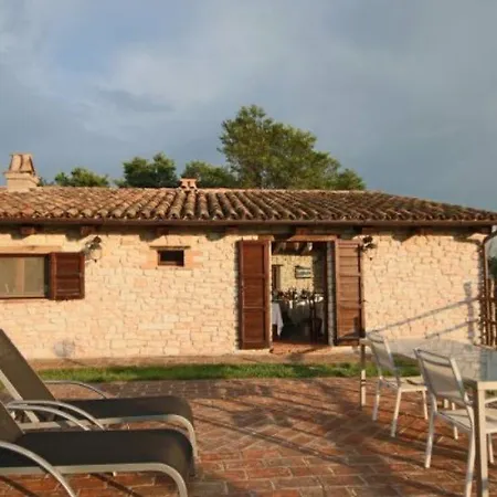 Vakantieboerderij Valdifiori *